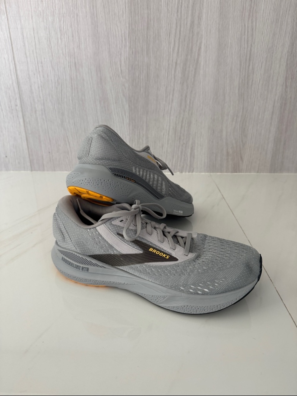 Brooks Gray Athletic Running Shoes with Yellow Accent